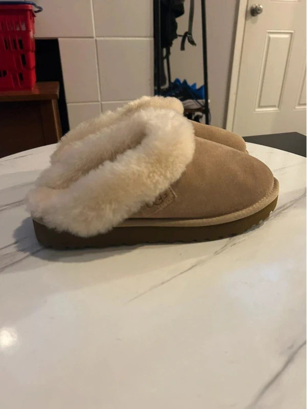 UGG Cluggette Slippers Women’s 7 Sand NEW Discontinued U.S. Style 1115134